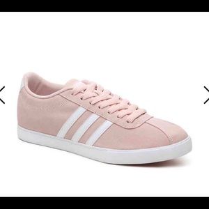 Adidas Neo Classic Sneakers!